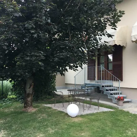 Kwatera prywatna Agri Nelle Langhe *